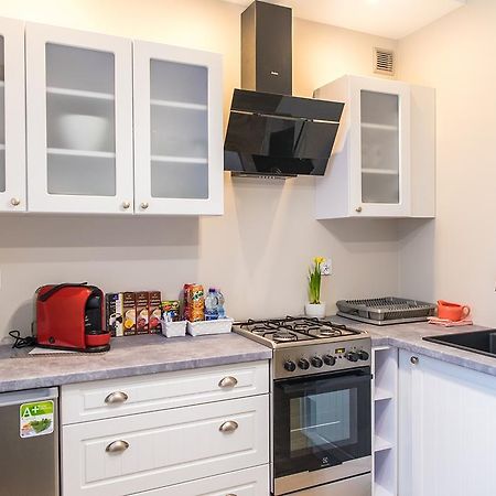 Apartament Deluxe Centrum 2 Apartment Koszalin Luaran gambar