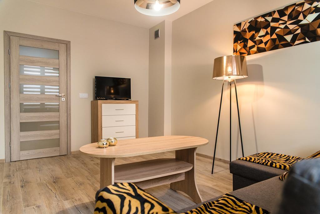 Apartament Deluxe Centrum 2 Apartment Koszalin Luaran gambar